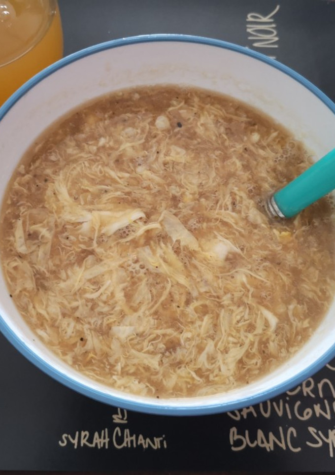 Una foto de Sopa de huevo china (egg drop soup)