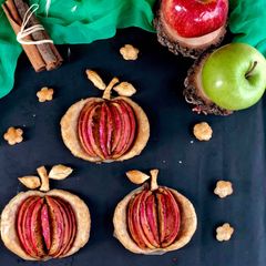 Puff Pastry Baked Apple Pies A picture of Puff Pastry Baked Apple Pies.