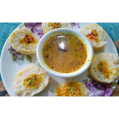 A picture of Vegatable stuffed idli.