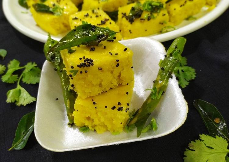 How to Make Award-winning Khaman Dhokla