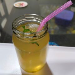 A picture of Energy drink for gym.