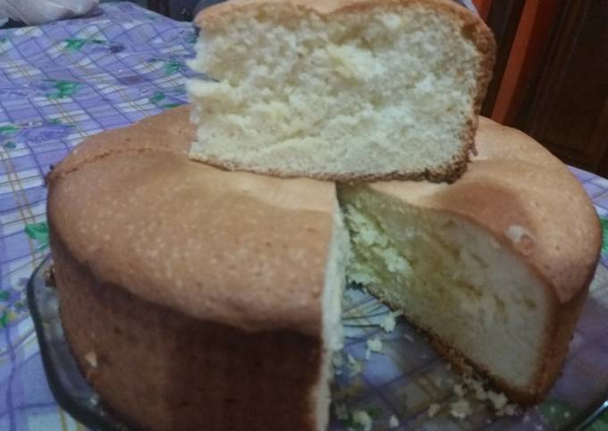 Genoise Receta de Naty Farias- Cookpad