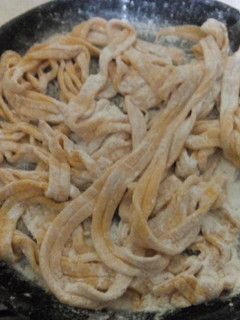 Una foto de Fideos caseros al huevo