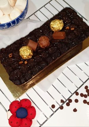 A picture of Double chocolate walnut cake.