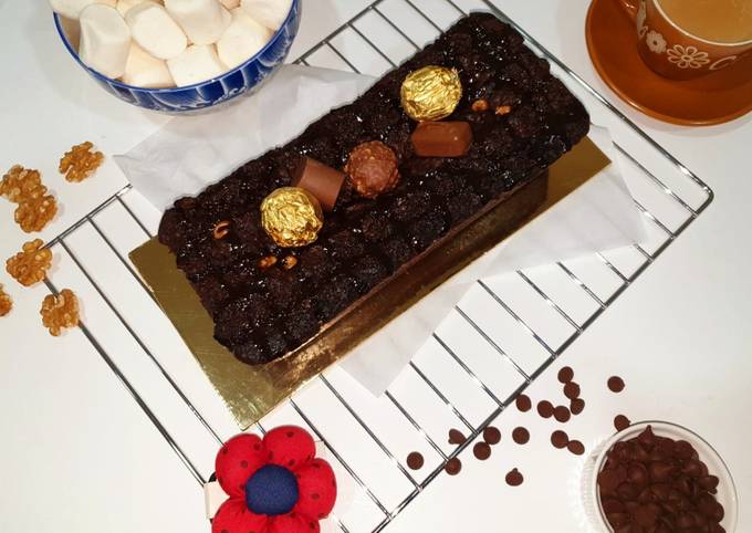 Recipe of Perfect Double chocolate walnut cake