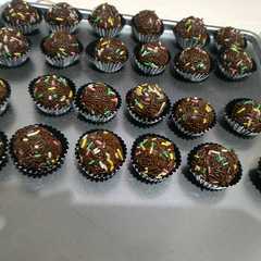 รูปของ Bola bola coklat