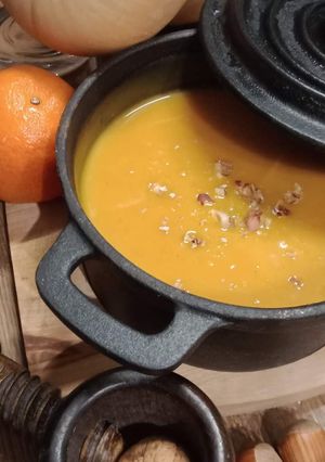 Une photo de Velouté de butternut aux clémentines