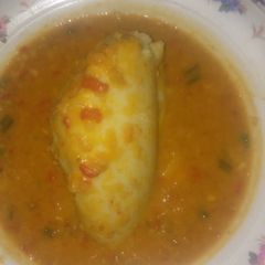 A picture of Tuwon shinkafa da miyan wake.