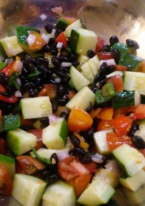 A picture of Summer bean salad.