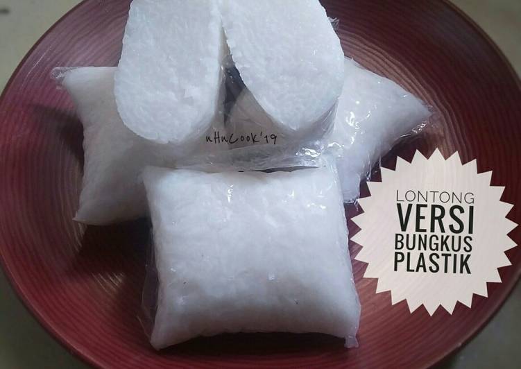 Resep masakan Lontong versi bungkus plastik | Cara Masak Lontong versi bungkus plastik Yang Lezat