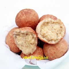 A picture of Hot/crispy Buns 🤤🤤😋.