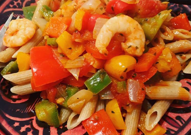 Shrimp and bell peppers penne