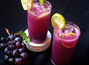 A picture of Black Grapes Mint Mojito.
