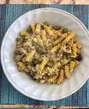 FUSILLI CON RICOTTA, LIMÓN y ARVEJAS