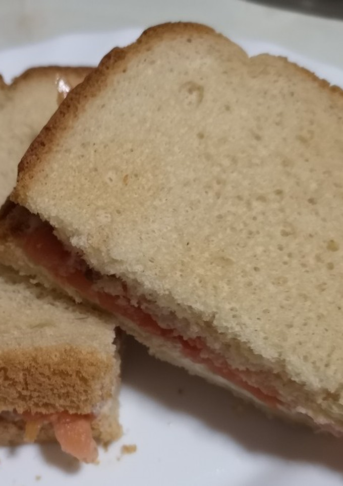 Una foto de Sándwich de salmón