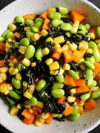 Easy Steps to Make Wakame, Edamame &amp; Carrot Crunchy Salad the Delicious Delicious