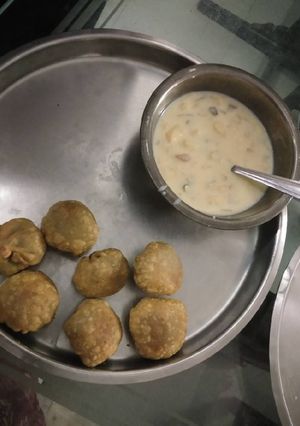 તુવેર ની કચોરી ને ફ્રૂટ સલાડ રેસીપી મુખ્ય ફોટો