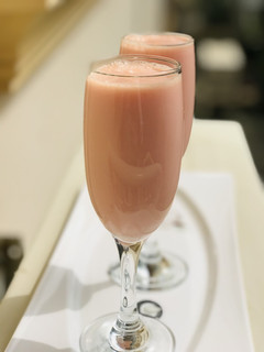 A picture of Watermelon and coconut shake.