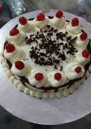 A picture of Black forest cake(valentine's Day special).