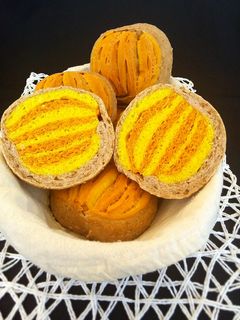 Una foto de Bollitos de pan de Sant Jordi