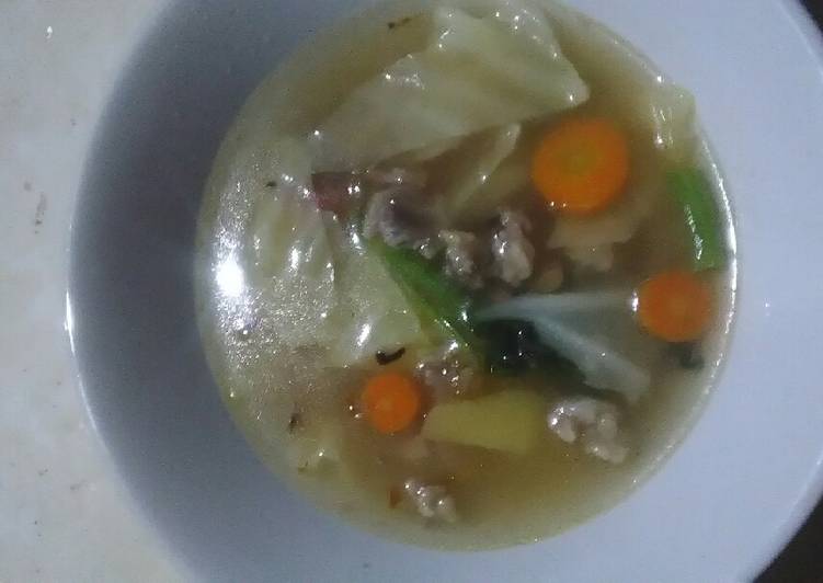 Sayur Sop Campur Urat