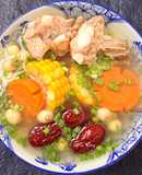 Canh sườn non hạt sen táo đỏ