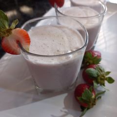A picture of Strawberry Milk Shake.