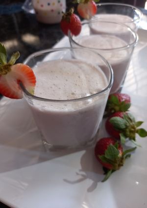A picture of Strawberry Milk Shake.