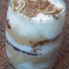 A picture of Layered icecream.