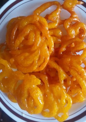 A picture of Crispy Jalebi at home.