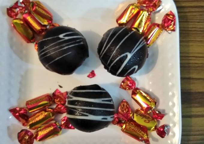 Recipe of Quick Chocolate truffles balls