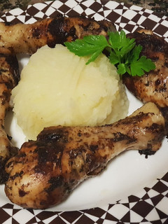 Una foto de Jamón de pollo a la sartén con pure de patata