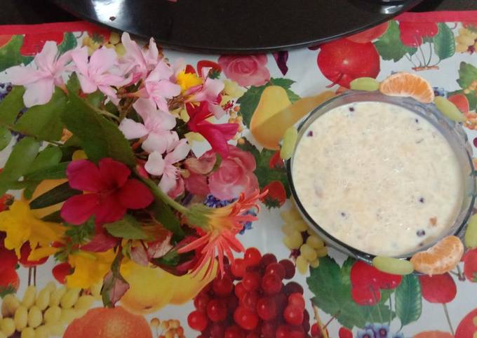 Recipe of Ultimate Creamy custard fruits salad with Dryfruits