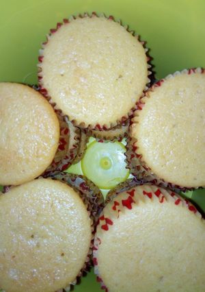 A picture of Vanilla cupcake.