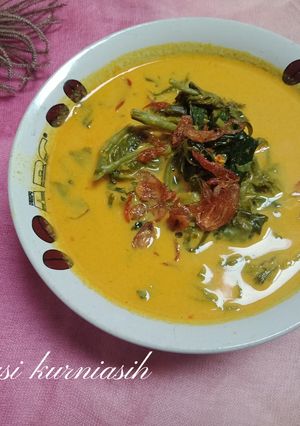 Foto resep Daun singkong masak santan