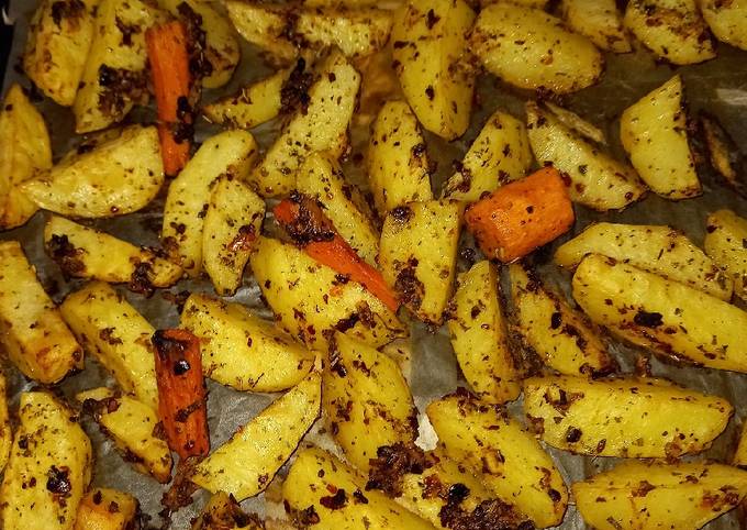 Картошка по-деревенски в духовке: классический рецепт