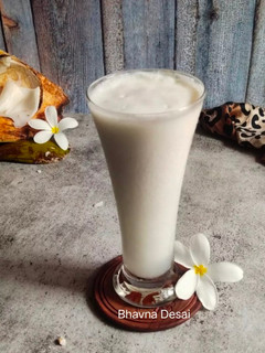 કોકોનટ કૂલર.(Coconut Cooler Recipe in Gujarati.) રેસીપી મુખ્ય ફોટો