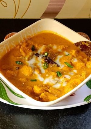 নারকেলি মুরগি (narkeli moorgi recipe in Bengali) রেসিপির প্রধান ছবি
