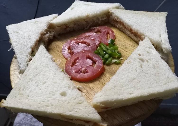 Recipe of Perfect Club sandwiches
