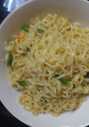 A picture of Simple noodles.