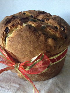 Una foto de Panettone clásico