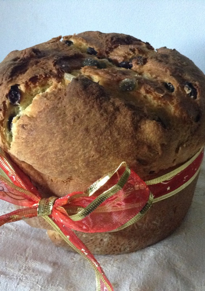 Una foto de Panettone clásico