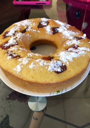 Una foto de Bizcochuelo con dulce de membrillo