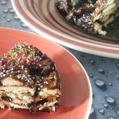 A picture of No Bake Chocolate Cake.