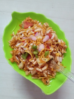 चटपटी भेलपूरी (Chatpati bhel puri recipe in Hindi) रेसिपी मुख्य फोटो