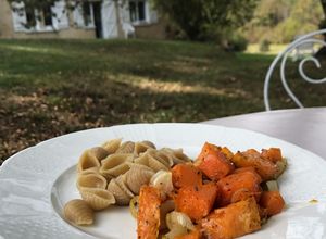 Une photo de Courge muscade et patate douce rôties