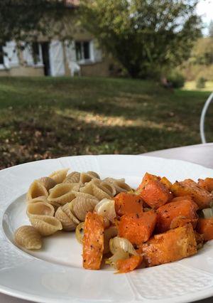 Une photo de Courge muscade et patate douce rôties