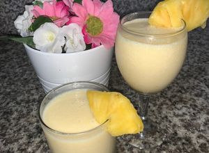 Una foto de Piña colada sin alcohol