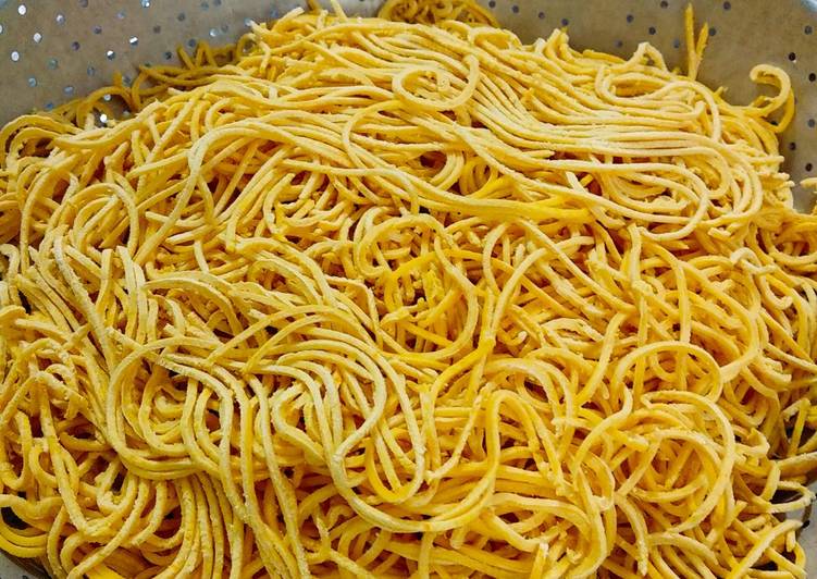 Resep Mie telor homemade yang Lezat