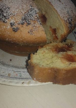 Una foto de Bizcochuelo relleno con membrillo